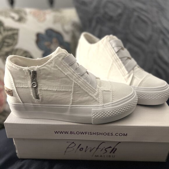 Blowfish Shoes - Women's Blowfish Malibu Mamba Wedge Sneaker in White